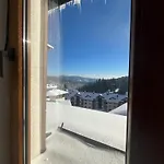 Apartment Cozy Ski-to-door Apartment, Monastery 3 Complex *