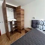 Cozy Ski-to-door Apartment, Monastery 3 Complex Apartment